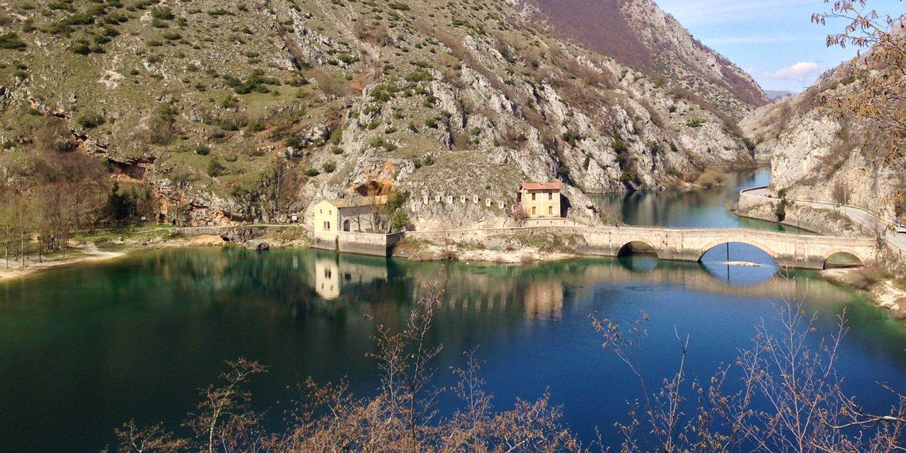 La Locanda Del Lago Lucciola Ξενοδοχείο Villalago Εξωτερικό φωτογραφία